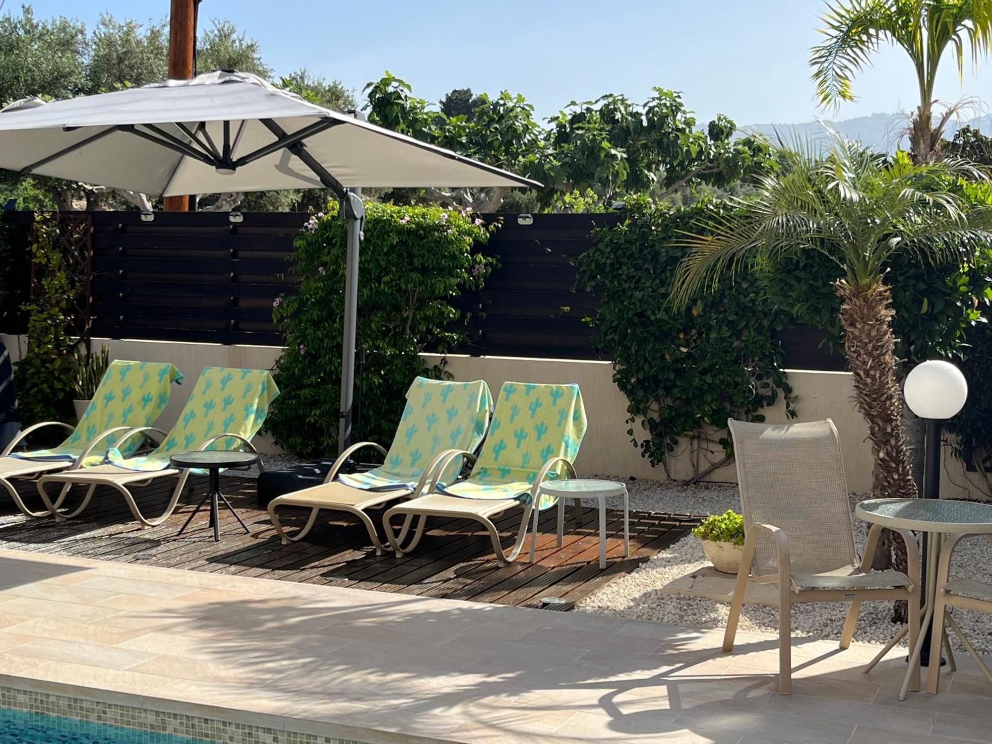 Villa Tala View