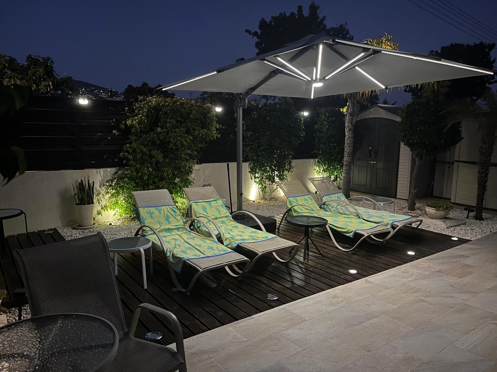 Villa Tala View *